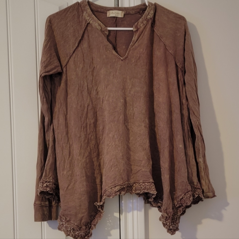 Altar'd State size small